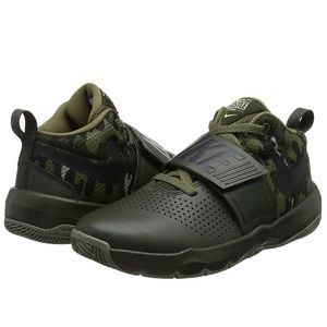 Nike Girls Hustle 08 Camo Green sneakers